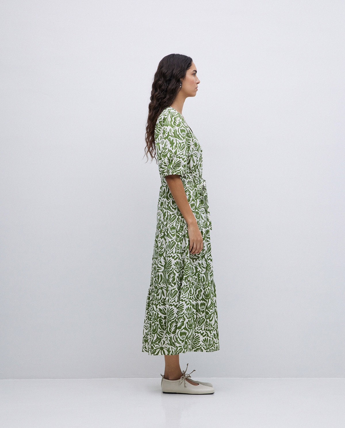 Vestido largo manga abullonada verde 4
