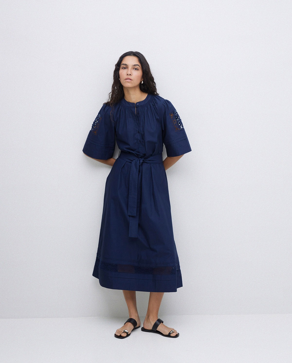 Vestido popelín puntillas azul oscuro 2