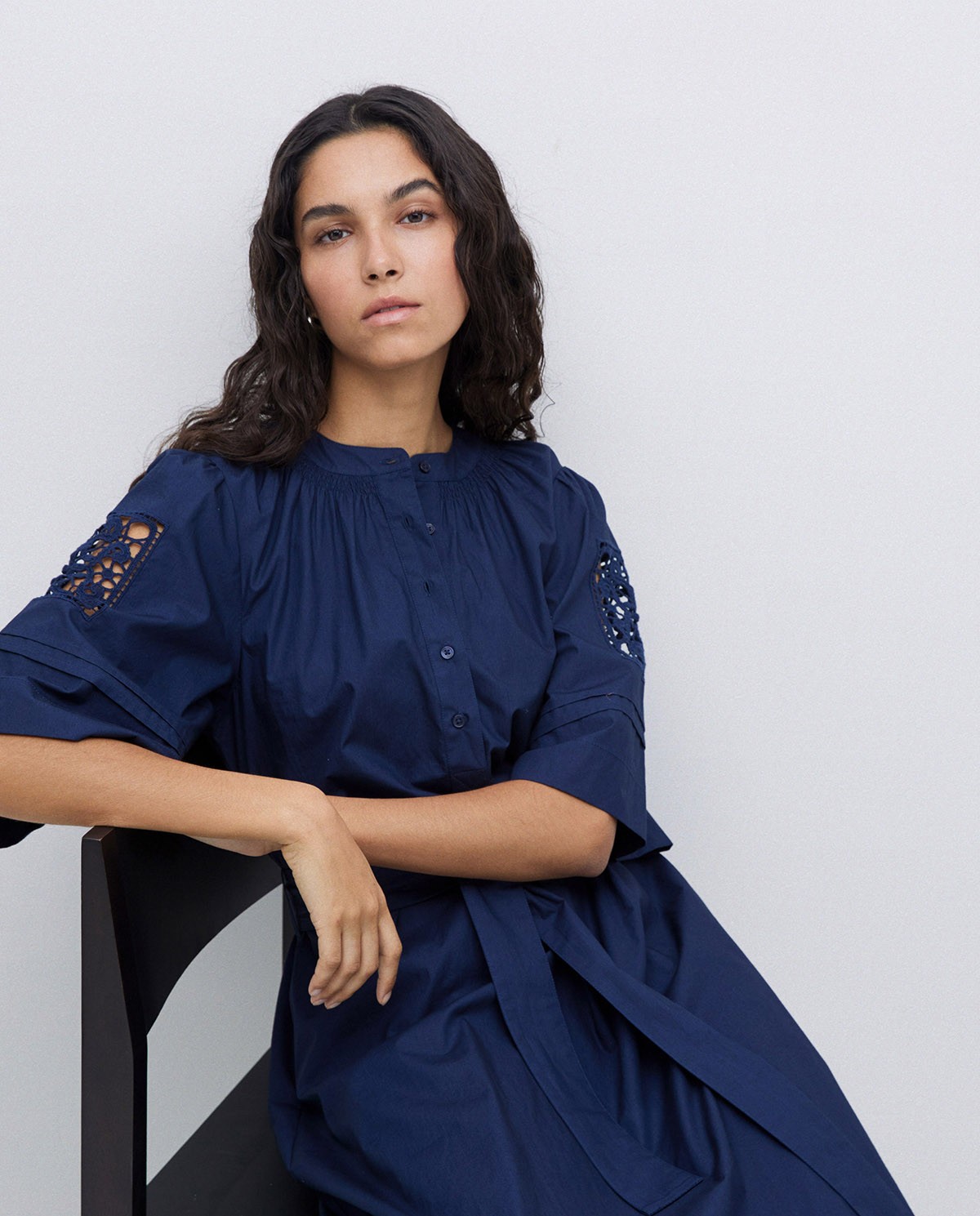 Vestido popelín puntillas azul oscuro 3