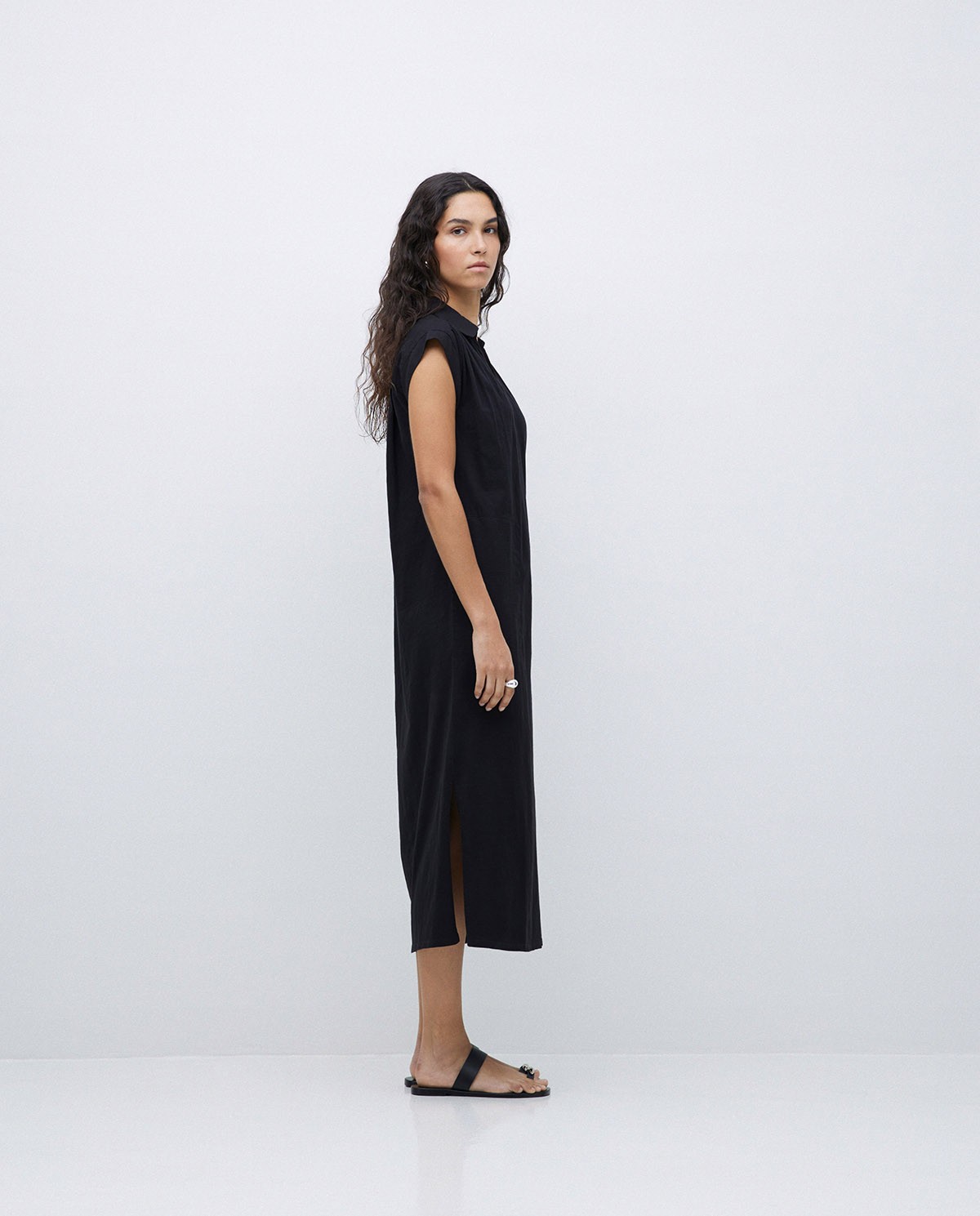 Vestido camisero flamé de algodón negro 6