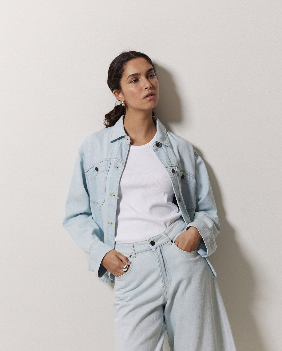 Indigo blue denim jacket with pockets