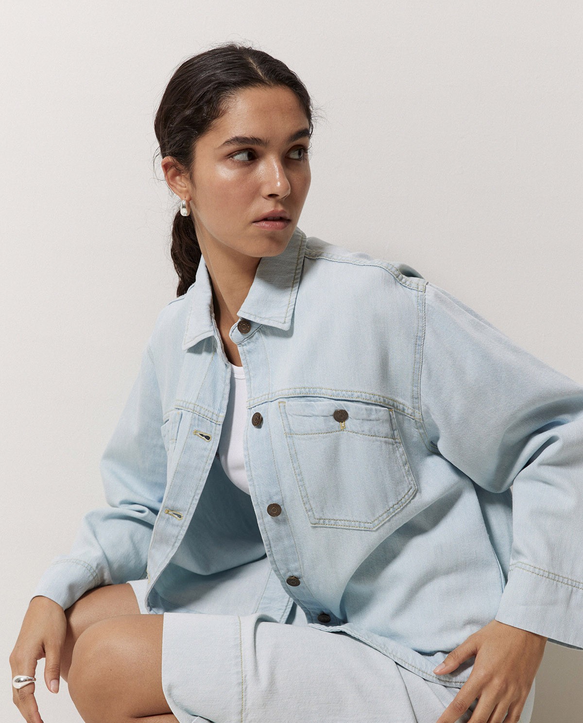 Indigo blue denim jacket with pockets
