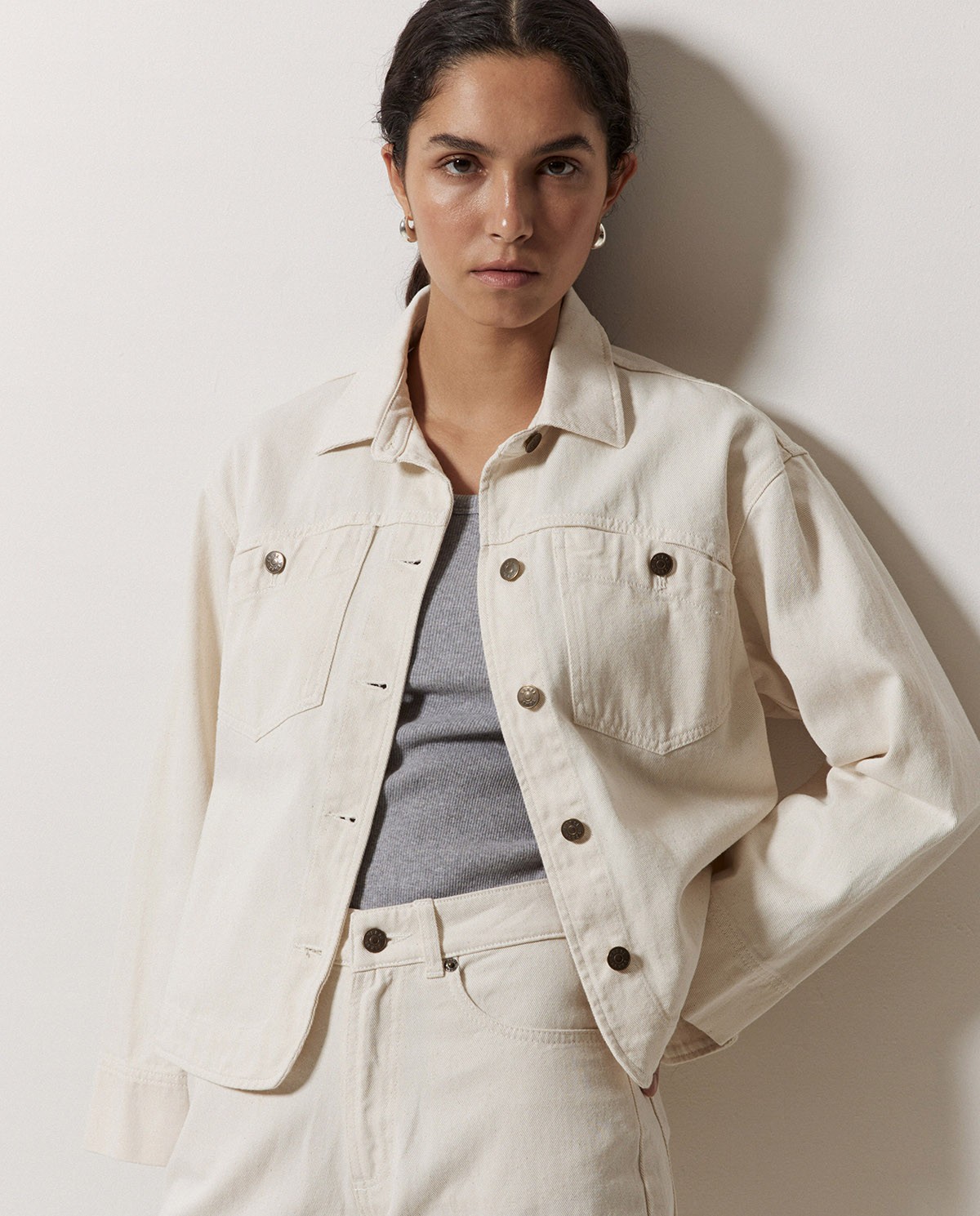 Raw denim jacket with pockets