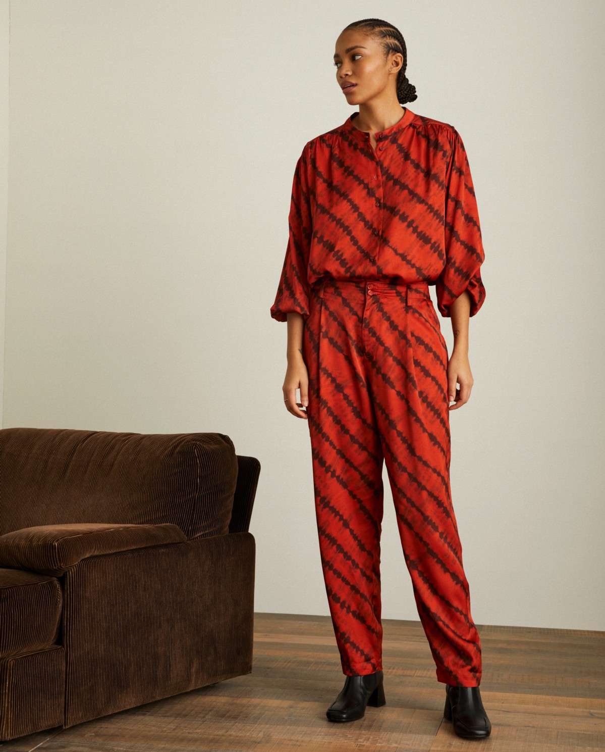 Pantalon hotsell satin fluide
