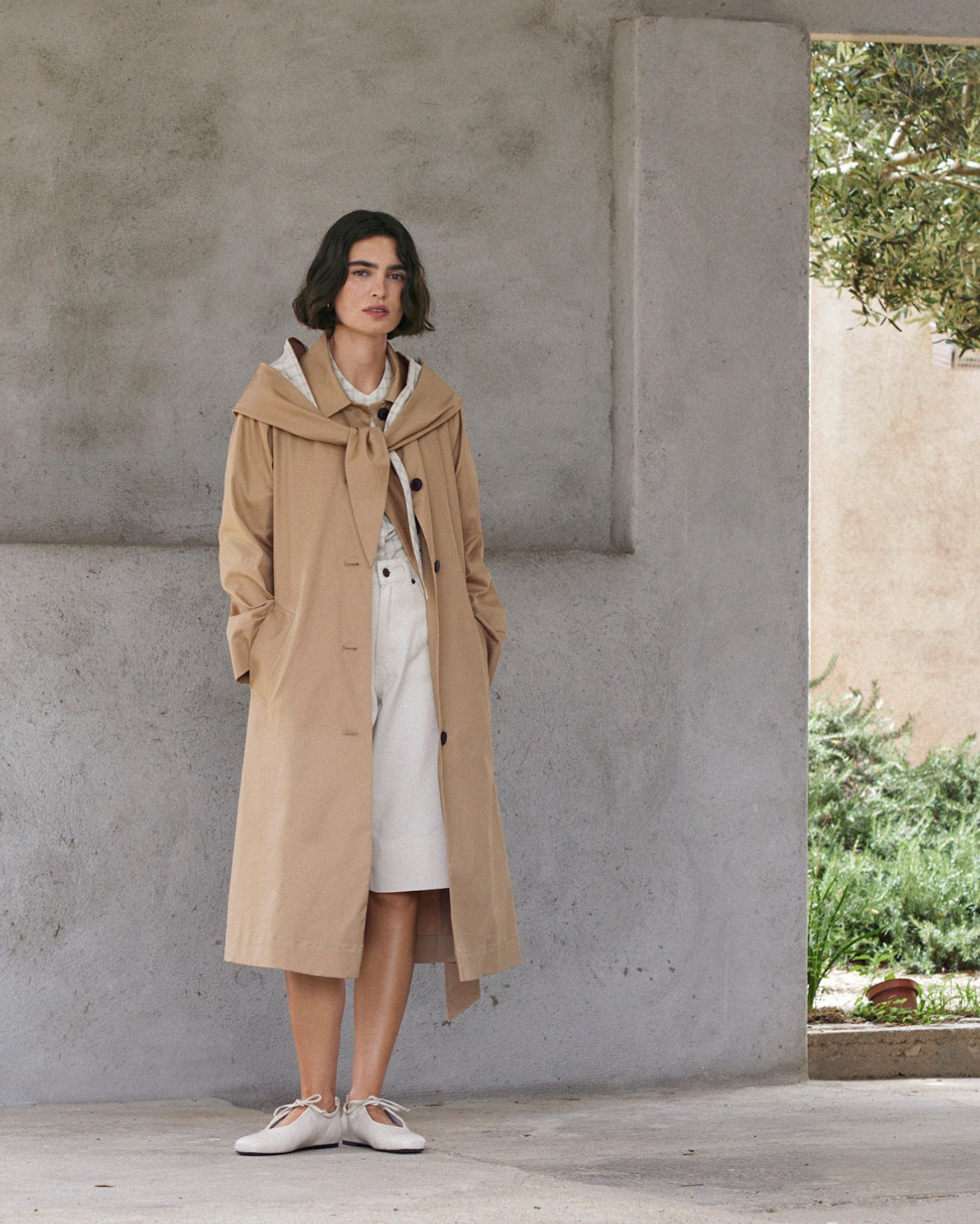 Gabardina algodón capucha camel 9
