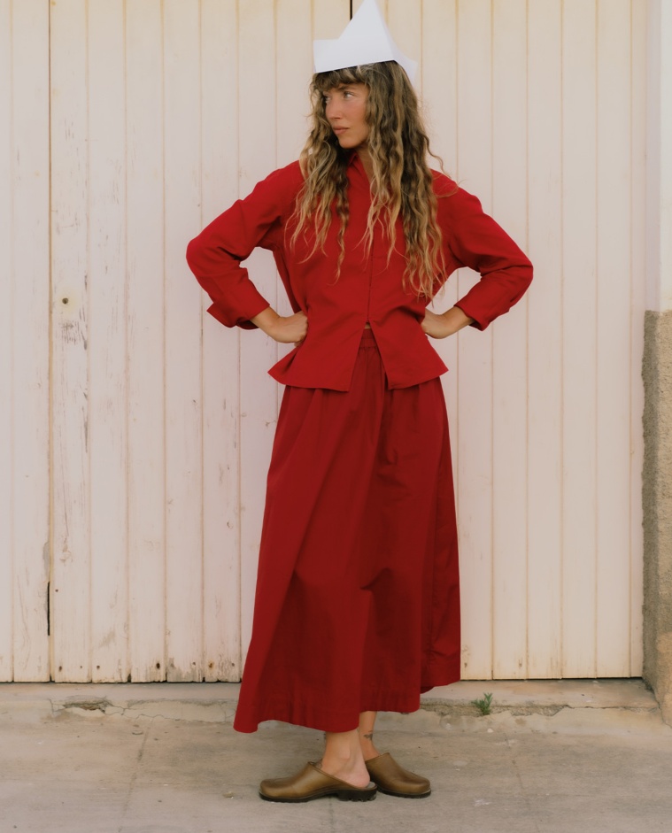 Falda midi popelin en color rojo